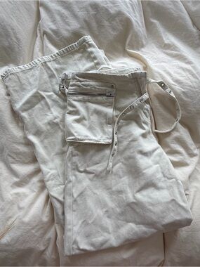 Princess Polly Low Rise Cargo Pants Cream